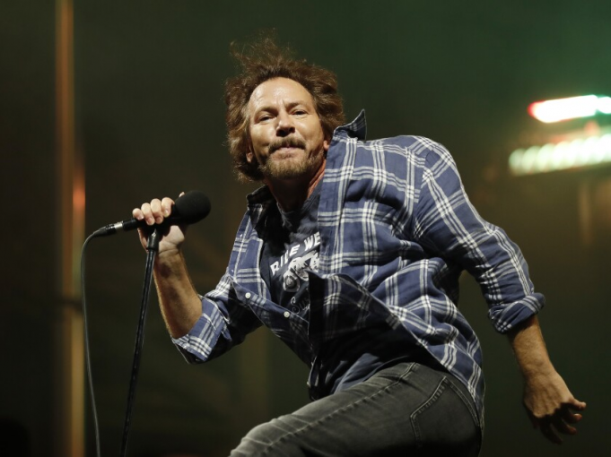 Eddie Vedder & The Earthlings
