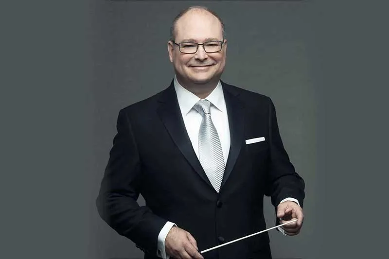 Seattle Symphony: Stuart Chafetz – Holiday Pops